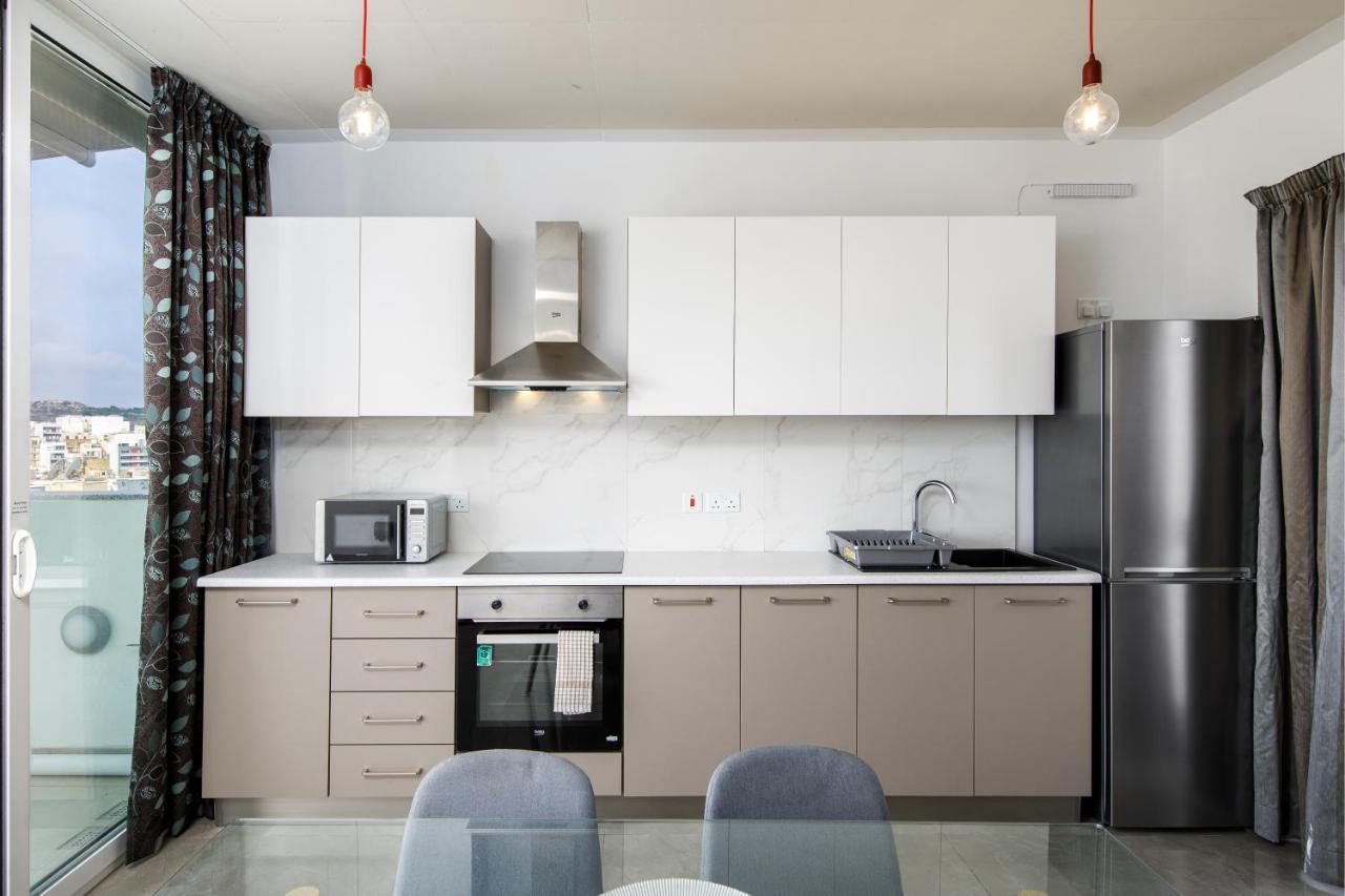 Hilltop Apartments - Stylish Comfort Living Close To The Sea, Bugibba St. Paul's Bay Exterior photo