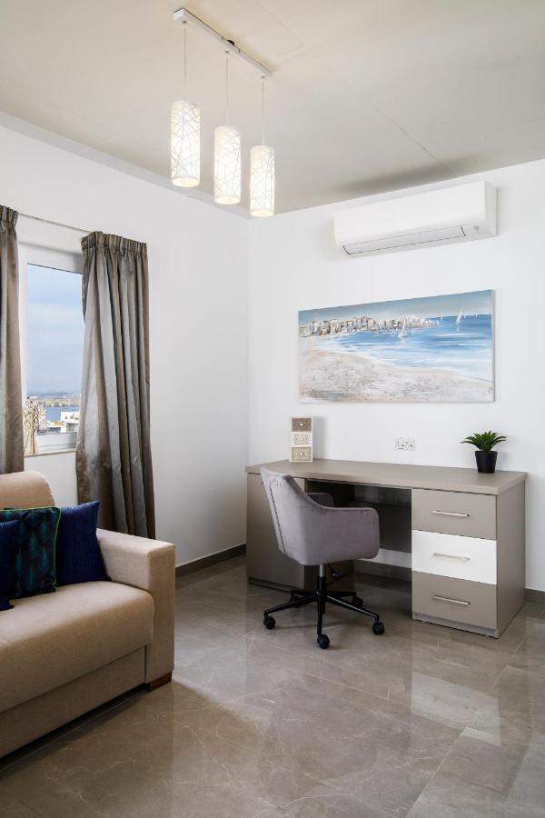 Hilltop Apartments - Stylish Comfort Living Close To The Sea, Bugibba St. Paul's Bay Exterior photo