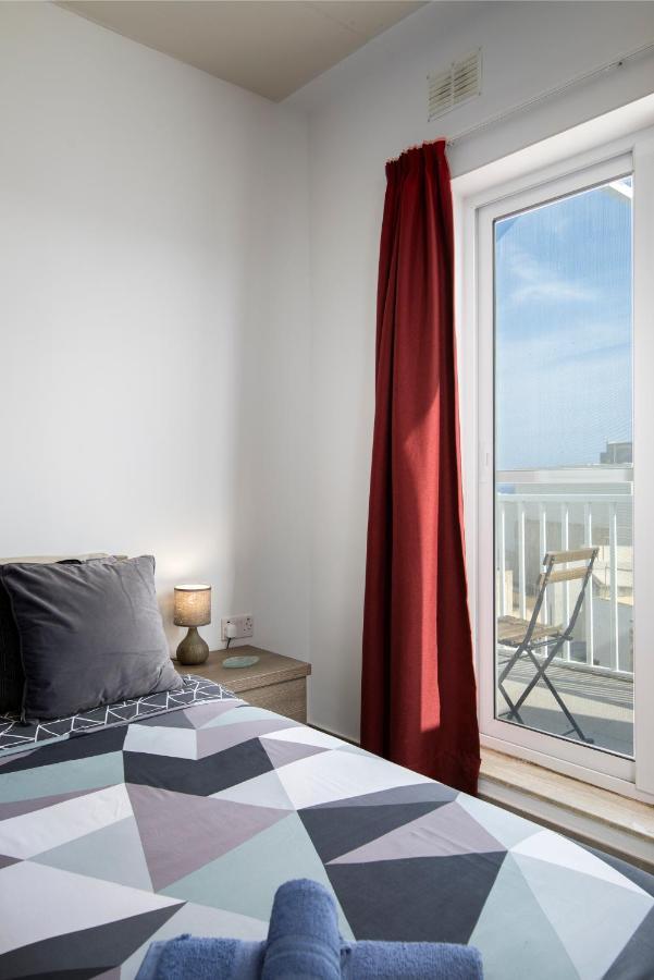 Hilltop Apartments - Stylish Comfort Living Close To The Sea, Bugibba St. Paul's Bay Exterior photo