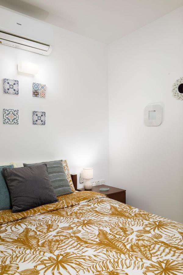 Hilltop Apartments - Stylish Comfort Living Close To The Sea, Bugibba St. Paul's Bay Exterior photo