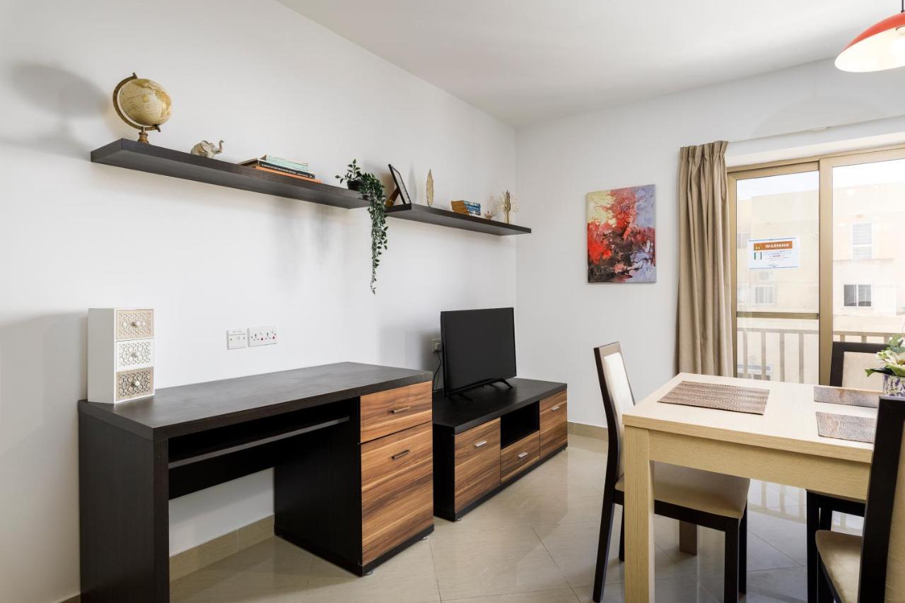 Hilltop Apartments - Stylish Comfort Living Close To The Sea, Bugibba St. Paul's Bay Exterior photo