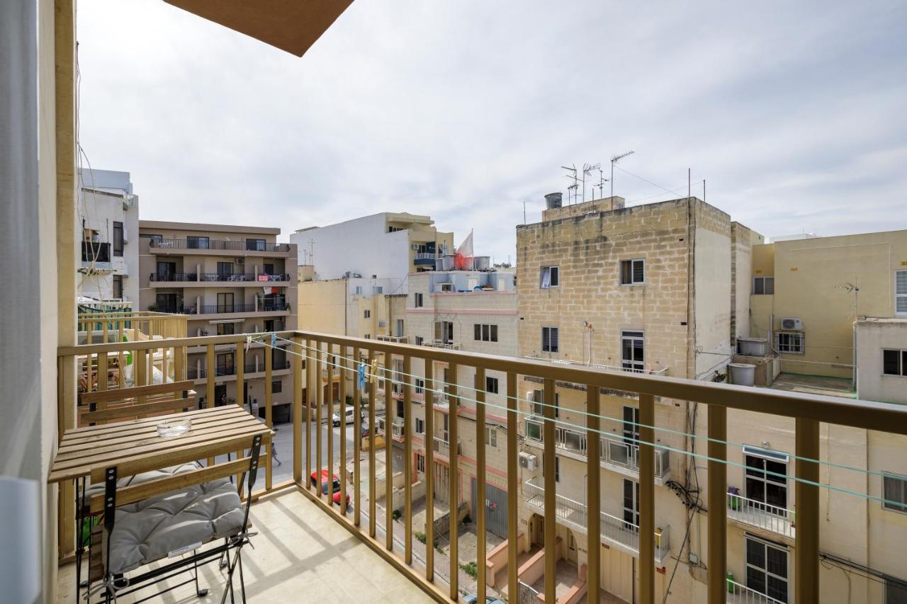 Hilltop Apartments - Stylish Comfort Living Close To The Sea, Bugibba St. Paul's Bay Exterior photo